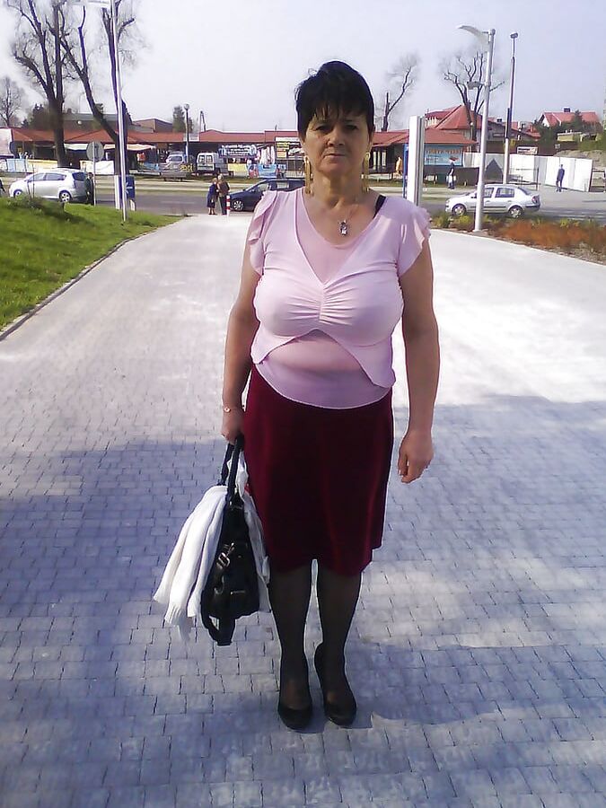 Clothed Granny - Big Boobs