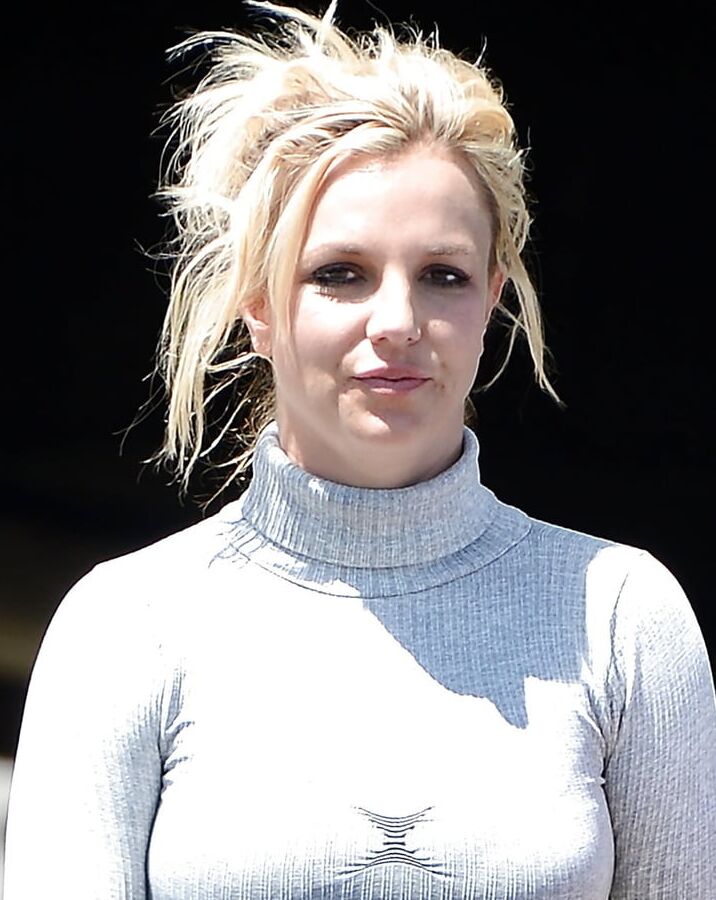 Slutty hot milf Britney Spears