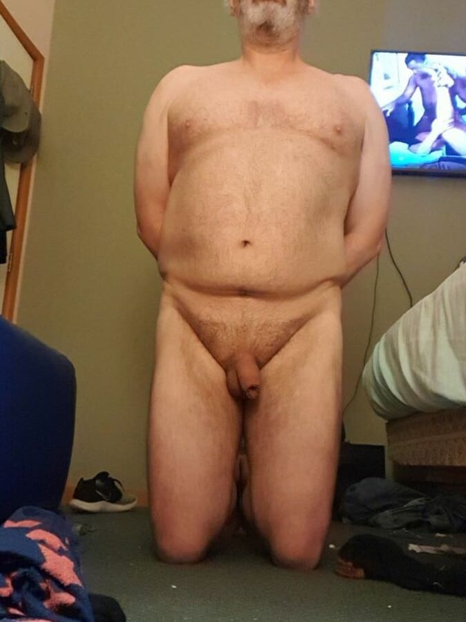Married faggot Michael Davis