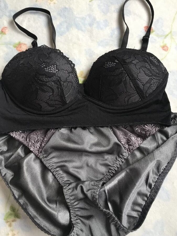 Bra and panties set