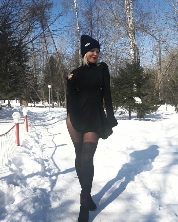 Serbian hot fitnes whore blonde girl beautiful ass Danica R.