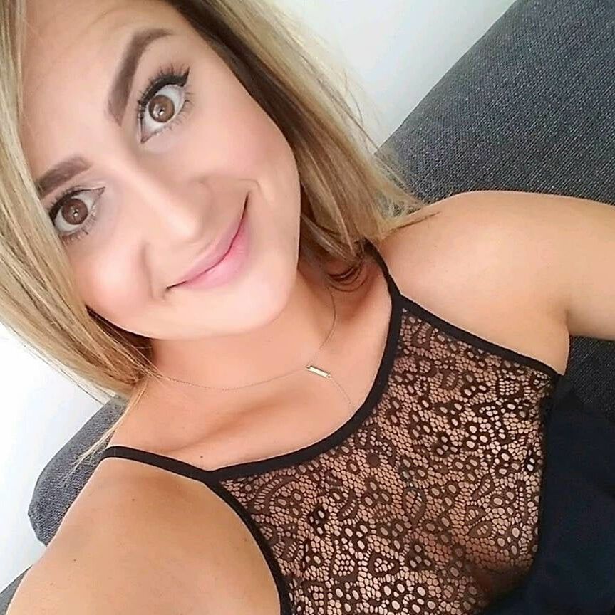 Which Hot Milf Gets Your Cum