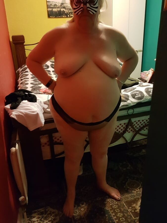 name and shame this slag please