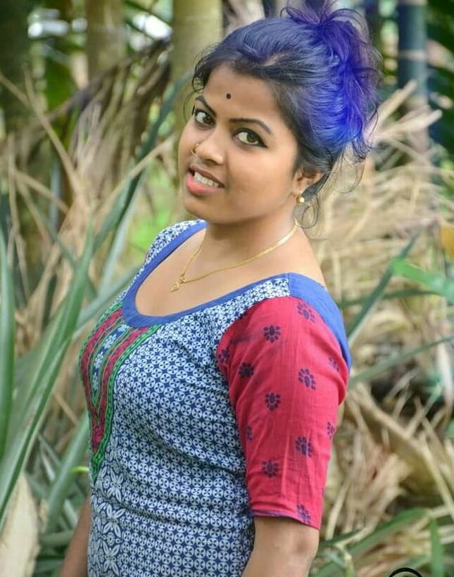 Hot girl sima