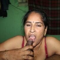 Reshma AUnty With BF
