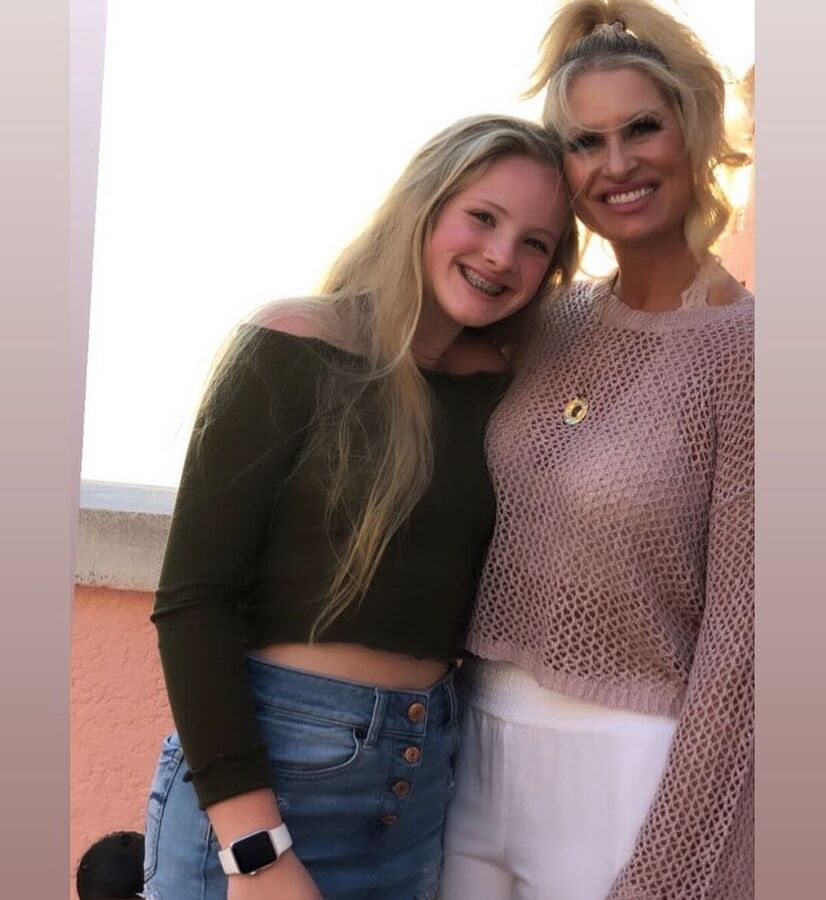 Hot amateur mom. Which would you like to fuck?