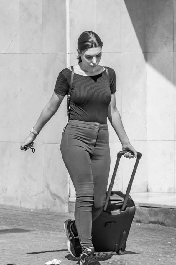 Braless City Babes