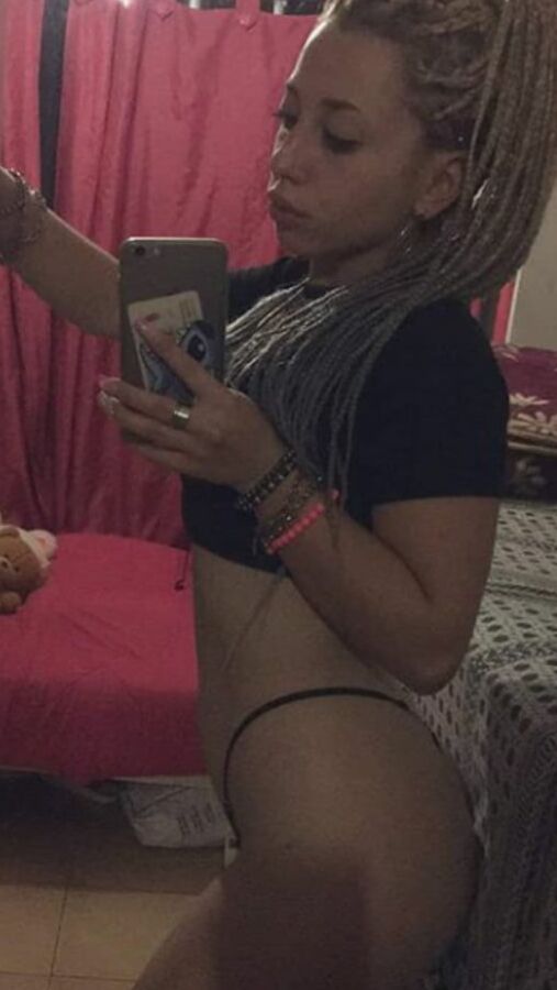 VALEN FROM ARGENTINA
