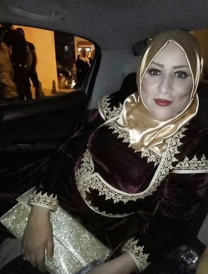 Lonely Singel hijab milfs who want a Young Big dick
