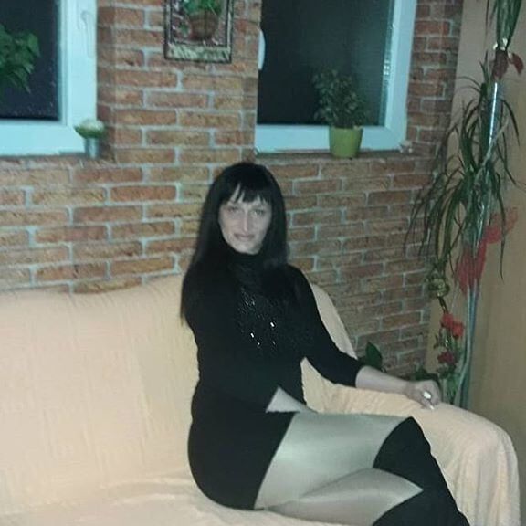 Serbian Milf Hot body-ugly face