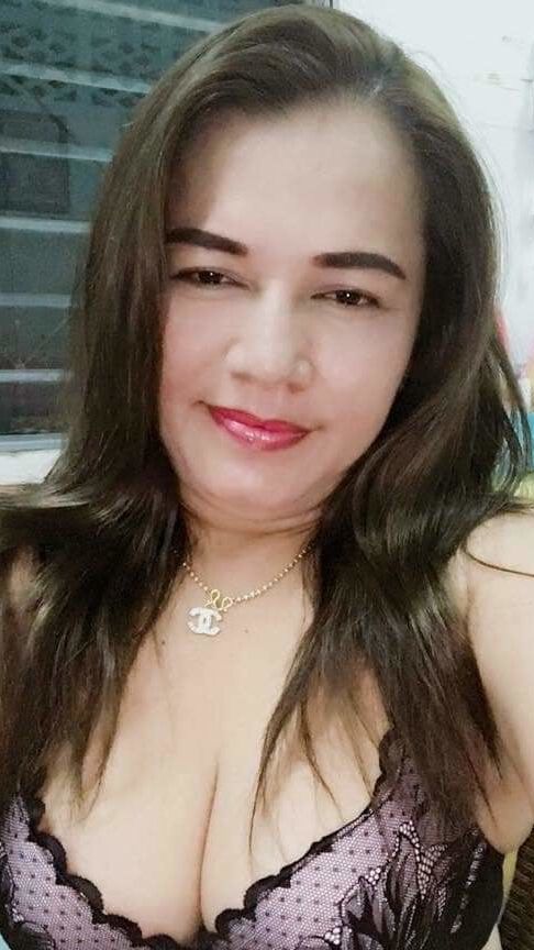 Momxxx.