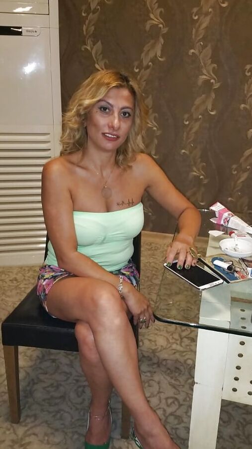 sexy mom