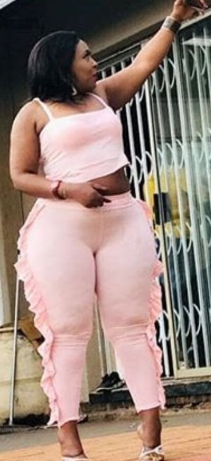 Super sexy pear shaped bbw xoli