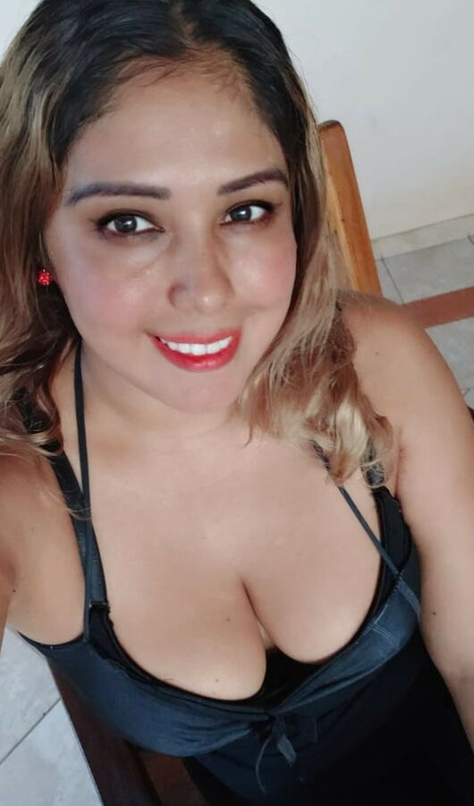 TETAS NATURALES AMAT
