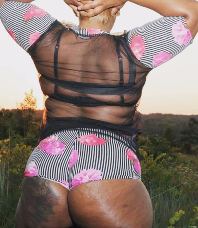 Phat Black Pussy