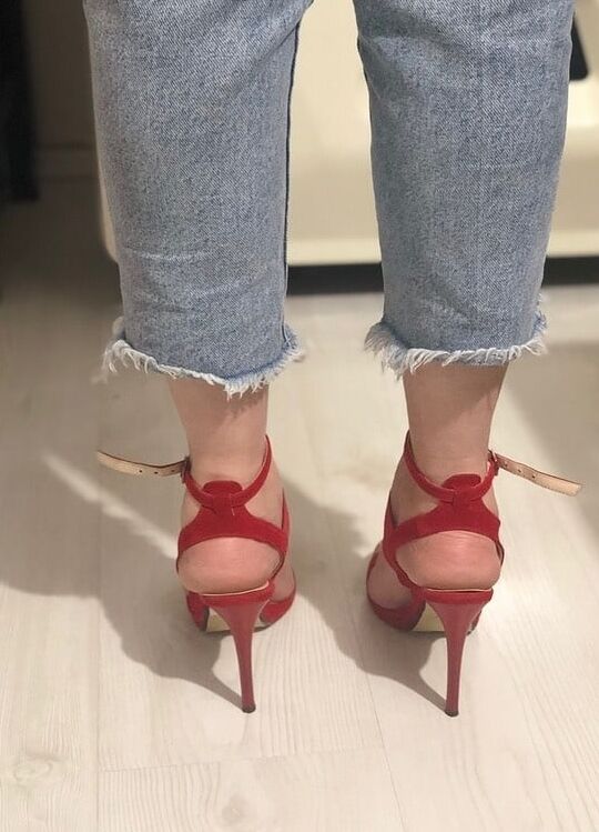 Turkish feet fetish (Turk hatunlardan ayak fetisi)