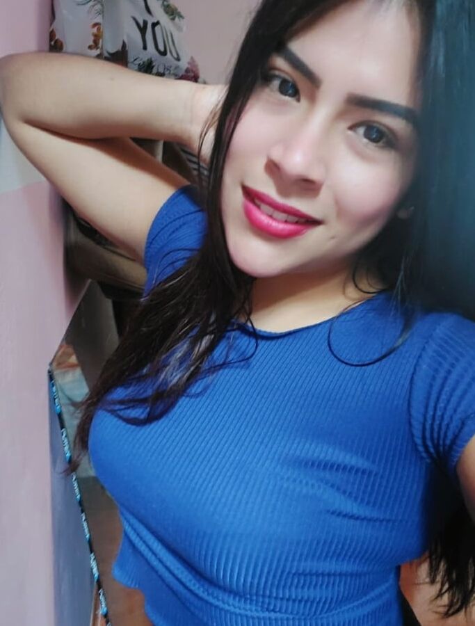 Fiorella, Peru (Vol.)