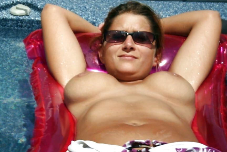 Gorgeous Big Tit MILF Shows Her Amazing Curvy Body