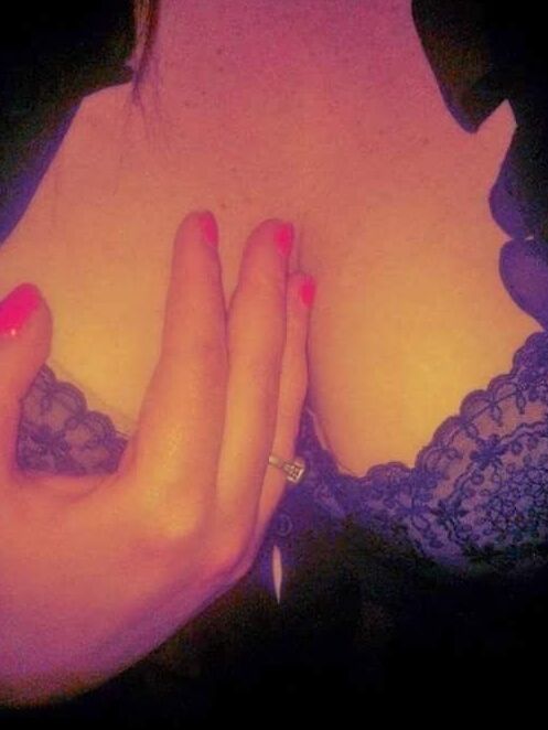 My Slutty Friend Natalie Loves Teasing me xx
