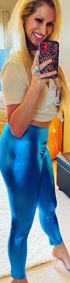 Hot amateur mom in leather and spandex pants