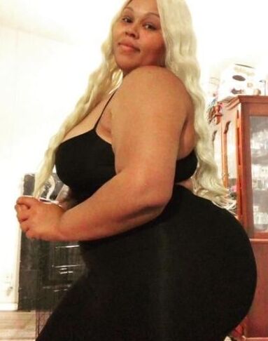 Hourglass sexy BBW