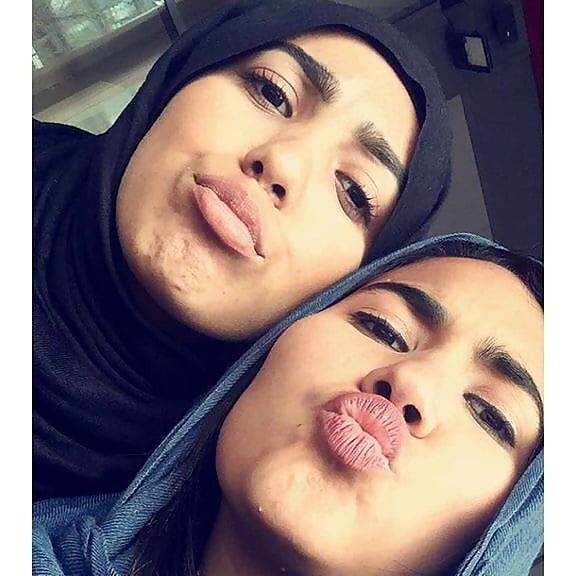 Horny hijabi faces during Ramadan while fasting