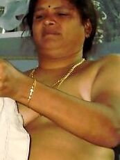 Desi Indian aunies