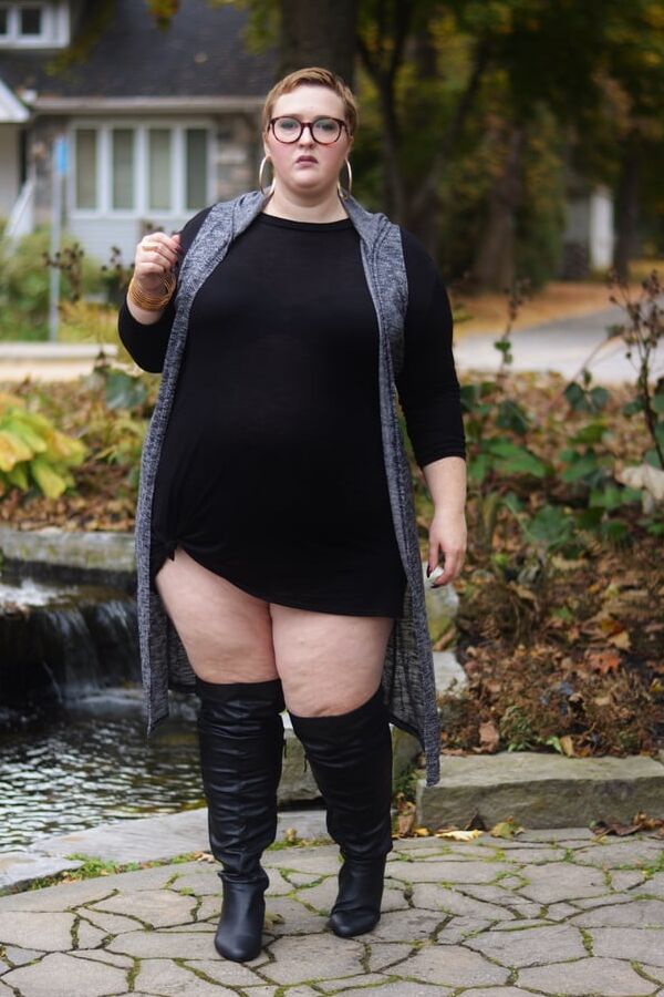Fat bitches in leather