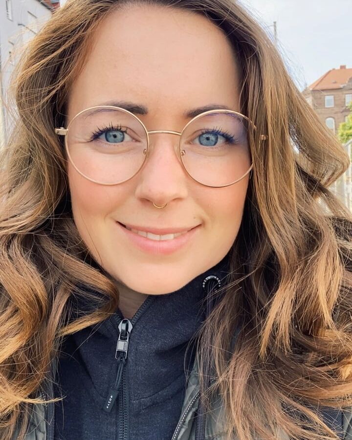 Which Hot Milf Gets Your Cum
