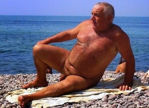 OLD MAN AND VERY SMALL COCK AND BEACH