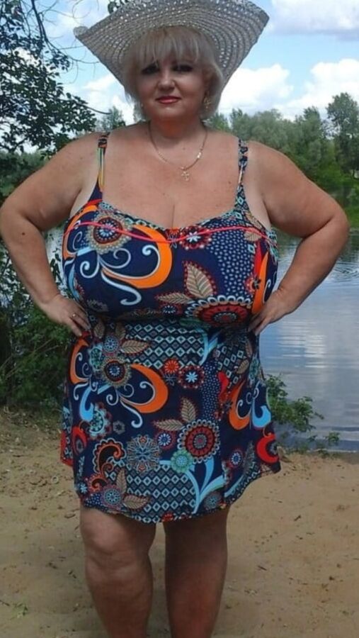 MILF Mature for Young Boys