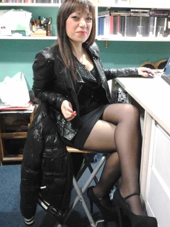 mix slut friends for cumming