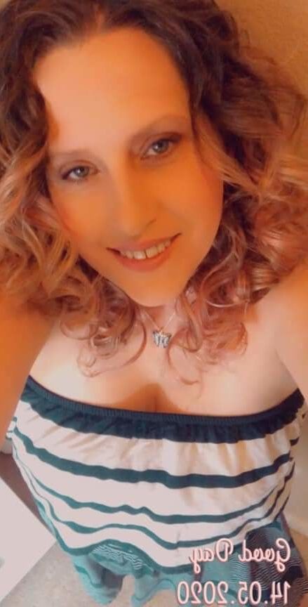 Angela maxey