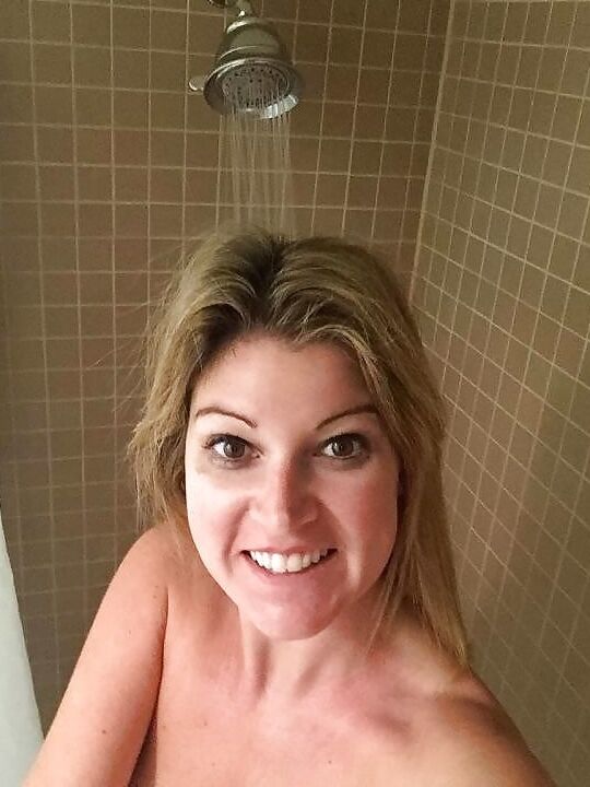 sexy mom