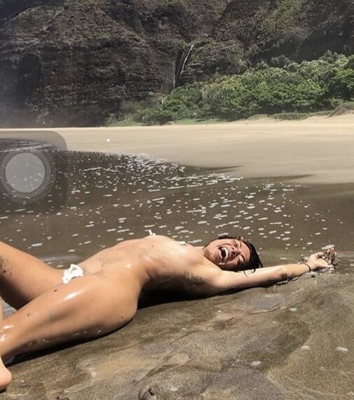 Yarixa Ferrao (Sexy Fitness Trainer)