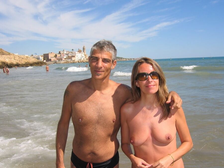 French NAS - Nice nudist couple
