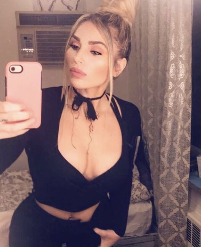 Muscular Polish Girl Living In New York