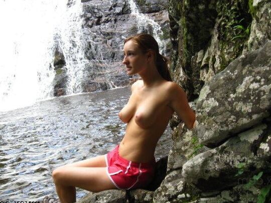 Sexy slim redhead Kay for you to enjoy