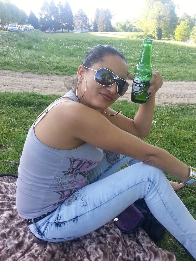 Bulgarian Gypsy Prostitute (Pute Bulgare)