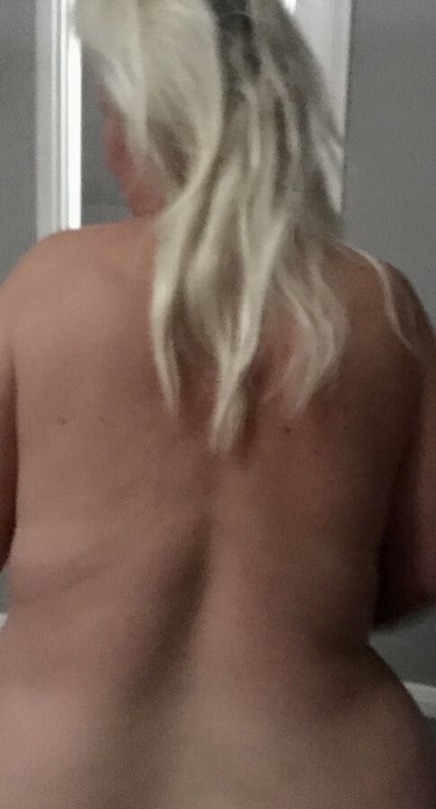 Nude weekend
