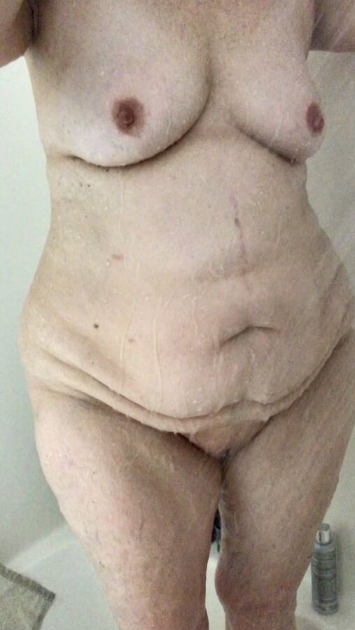 Matures in the shower