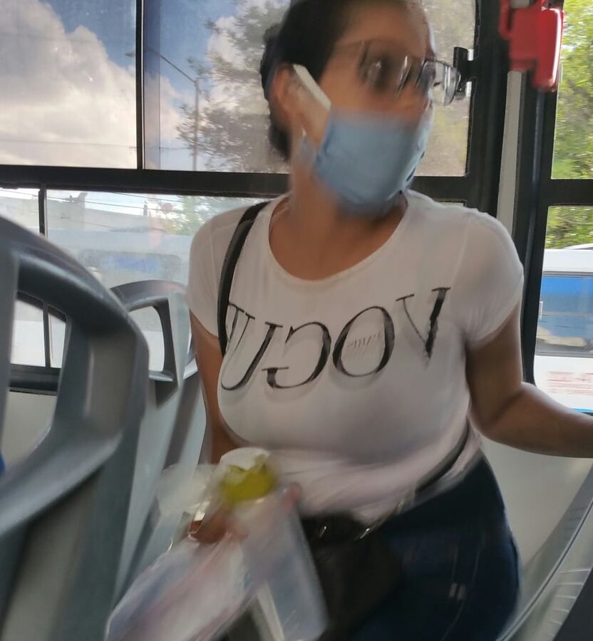 TETAS NATURALES AMAT