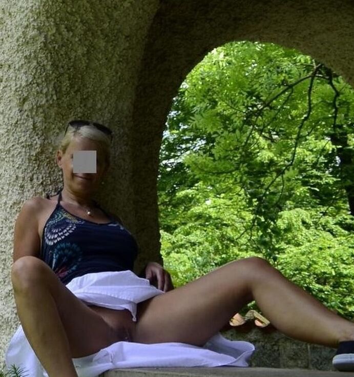 mature blonde exposed i found her pics