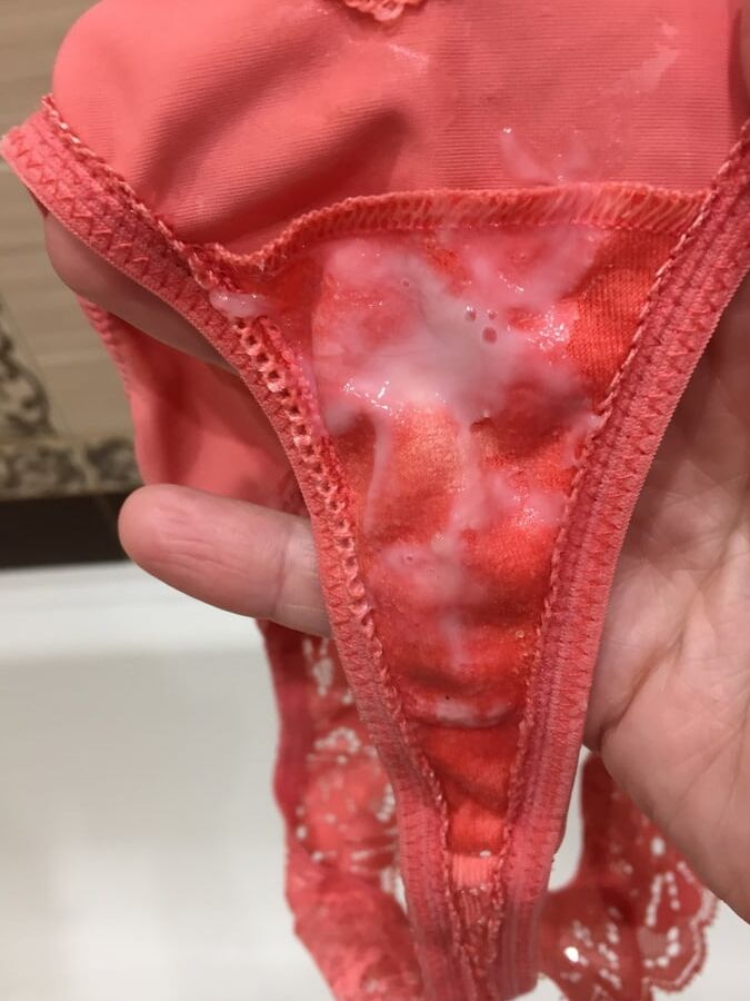 Cummy Panties