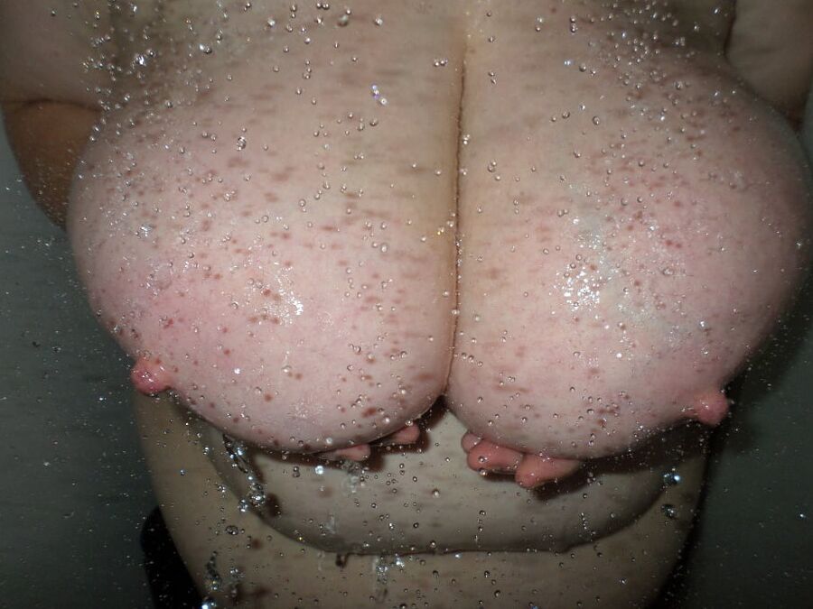 Funbags sexy huge natural boobs big nipples