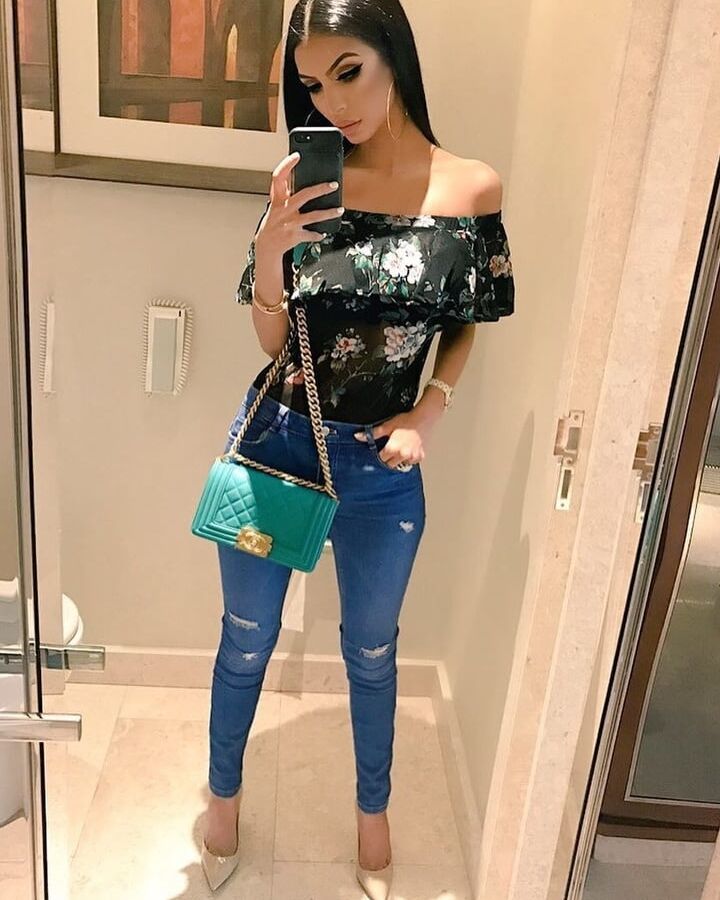 Sexy Slut Faryal Bj Lips paki Slut