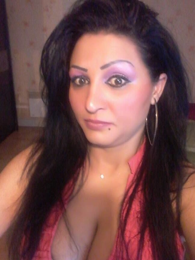 Bulgarian Gypsy Prostitute (Pute Bulgare)