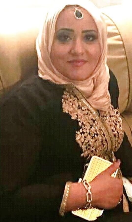 Lonely Singel hijab milfs who want a Young Big dick
