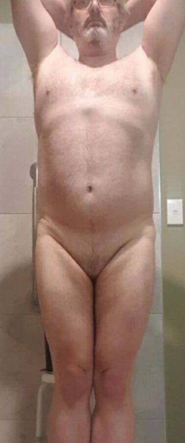 Married faggot Michael Davis