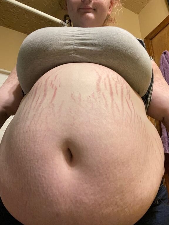 Fat Girls Fat Bellies